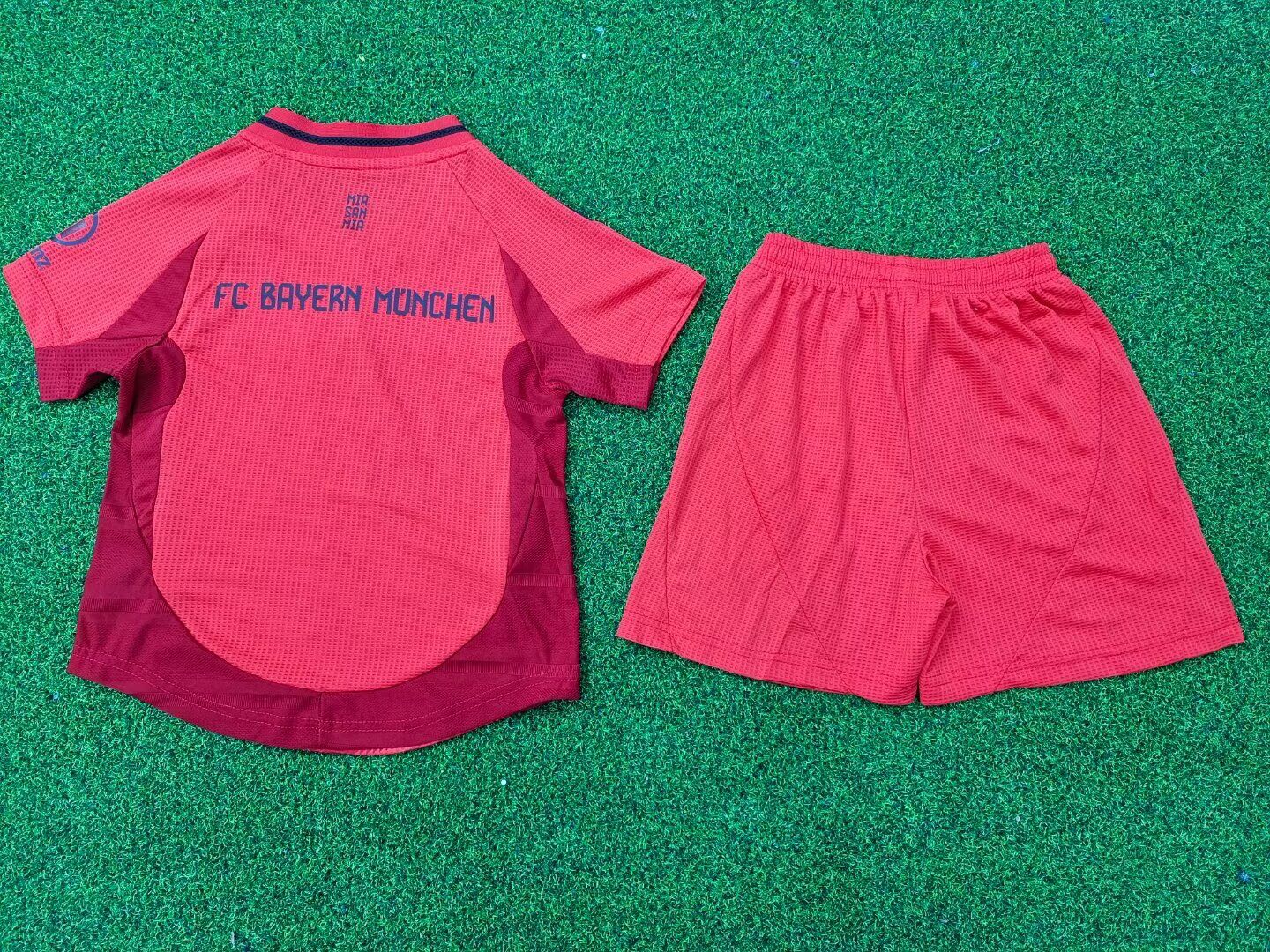 CHILDREN'S BAYERN HOME JERSEY 2024/2025